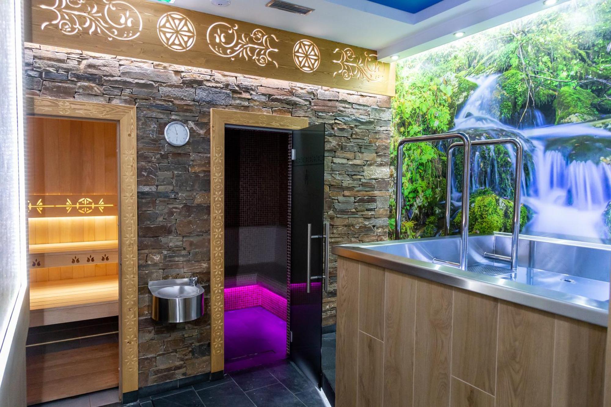 Wellness Resort Kamzik Zdiar Exterior photo